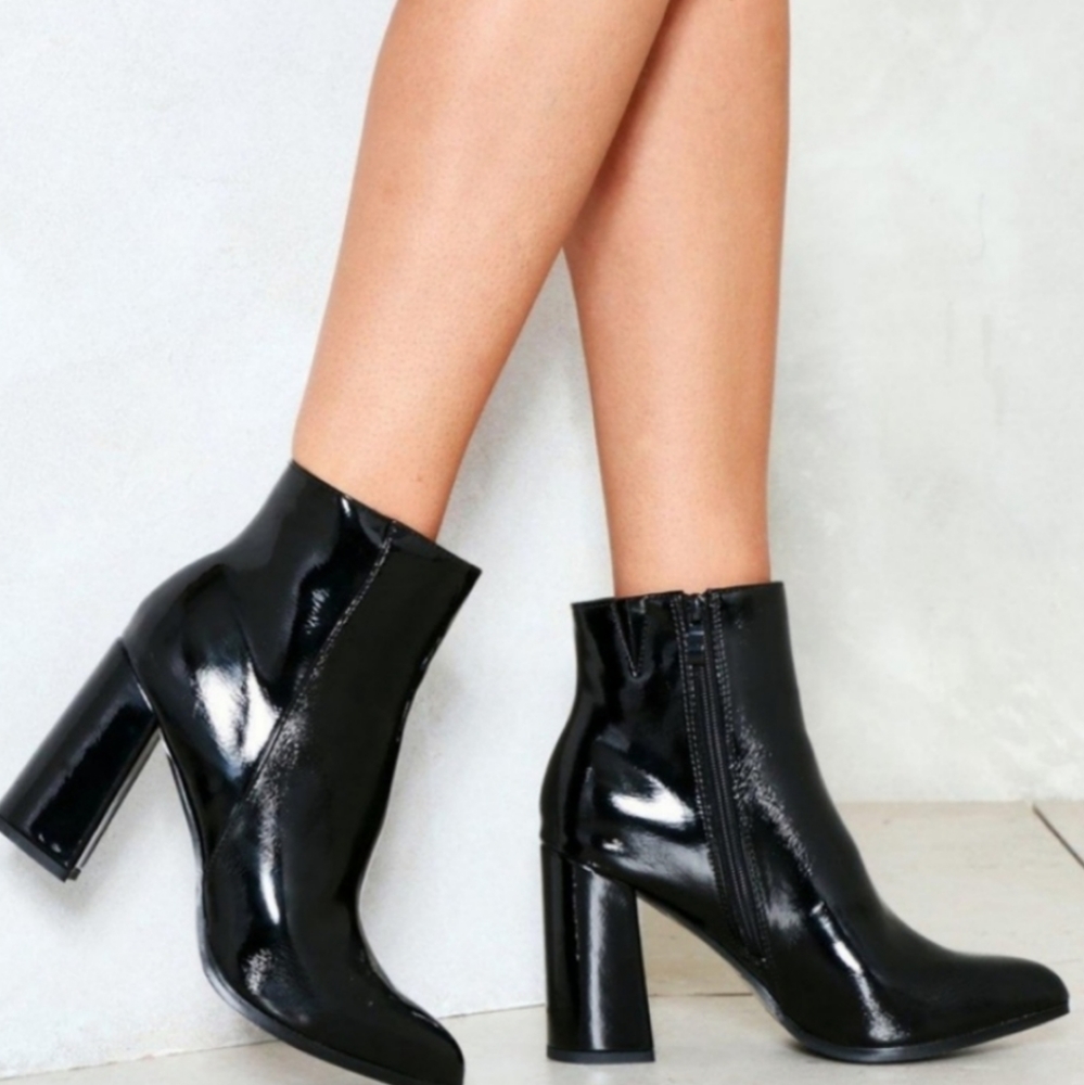 THERAPY | PRINCESS POLLY Black Patent Alloy Ankle Boots
